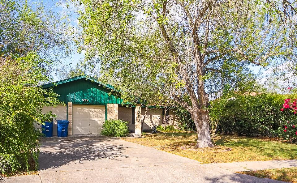 1st image of 1303 Yosemite Dr