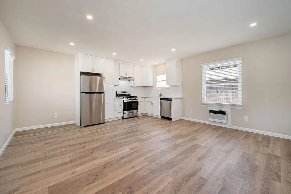 1 bed, 650 sqft, $2,050 — Photo 4