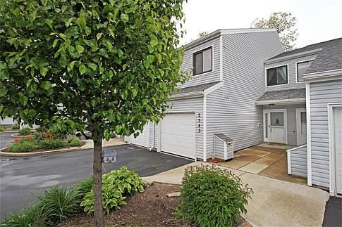 1st image of 2543 W Village Dr
