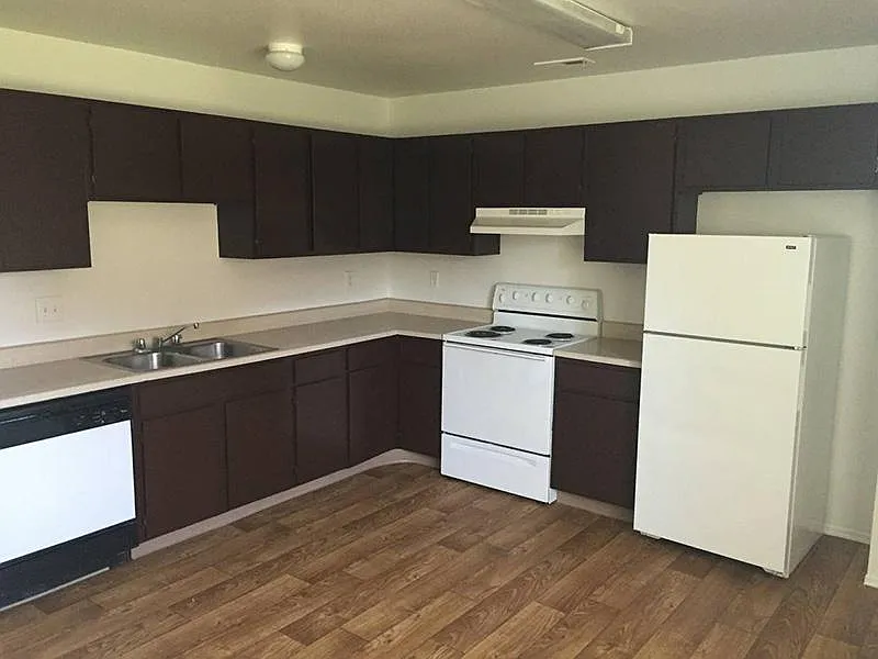 Mulberry Park Apartments — Photo 4