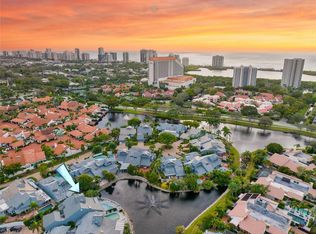 637 Bridgeway Ln UNIT 1, Naples, FL 34108