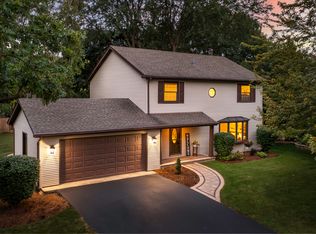 1420 Brush Hill Cir, Naperville, IL 60540