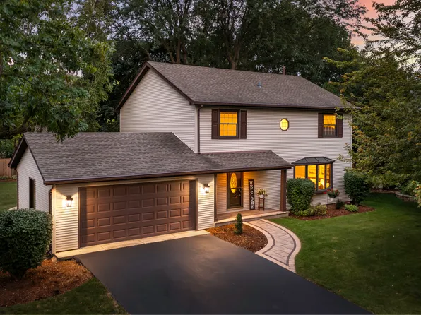 1420 Brush Hill Cir, Naperville, IL 60540