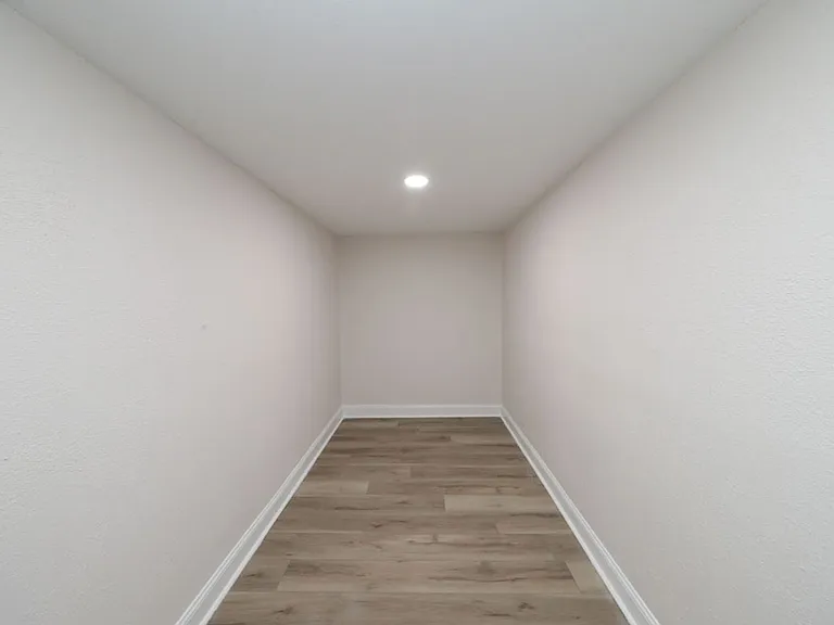 208 Fairfax Way — Photo 80
