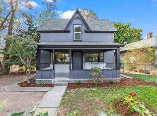 704 S 12th Ave, Yakima, WA 98902