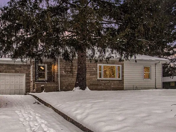 34 Brown Dr, Battle Creek, MI 49037
