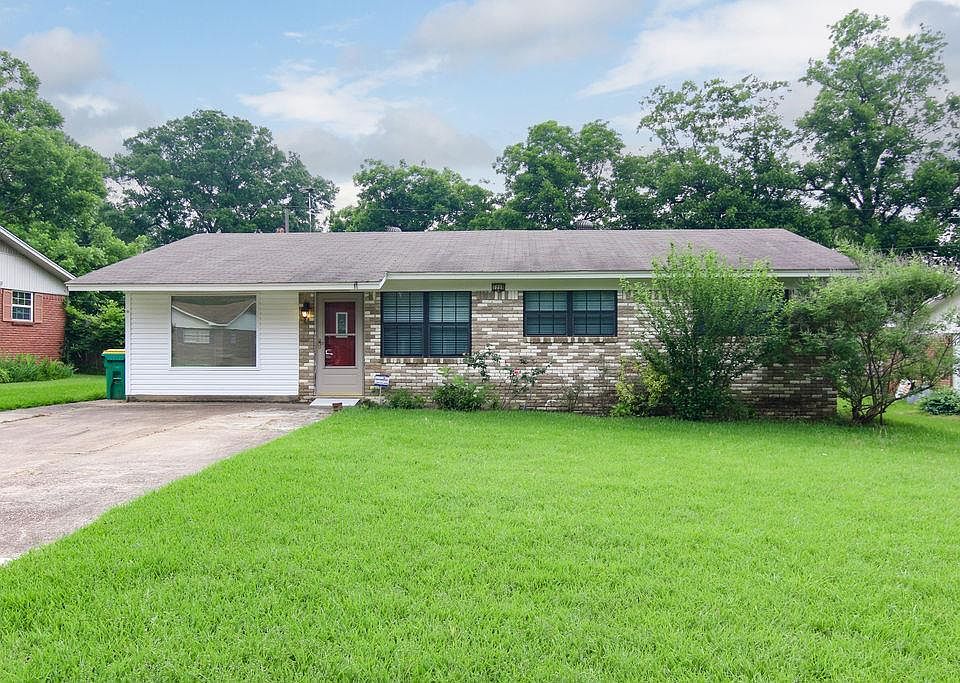 1st image of 1728 Meadowbrook Ln