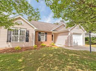 111 Salem Place Ct, Clemmons, NC 27012