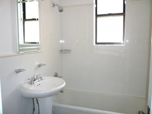 Rented by Citi Habitats | media 23