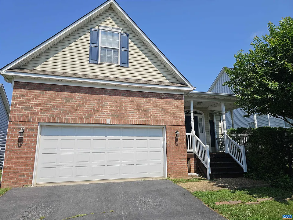 134 Deerwood Dr