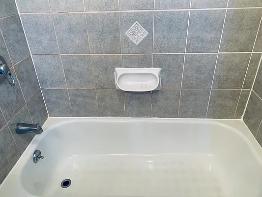 Rented by Flatiron Real Estate Advisors LLC | media 34