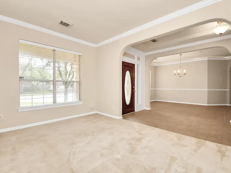 2504 Harbor Chase Dr — Photo 4