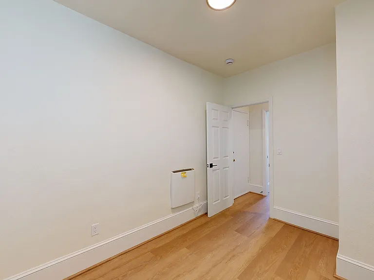 1335 Washington St #8 — Photo 9