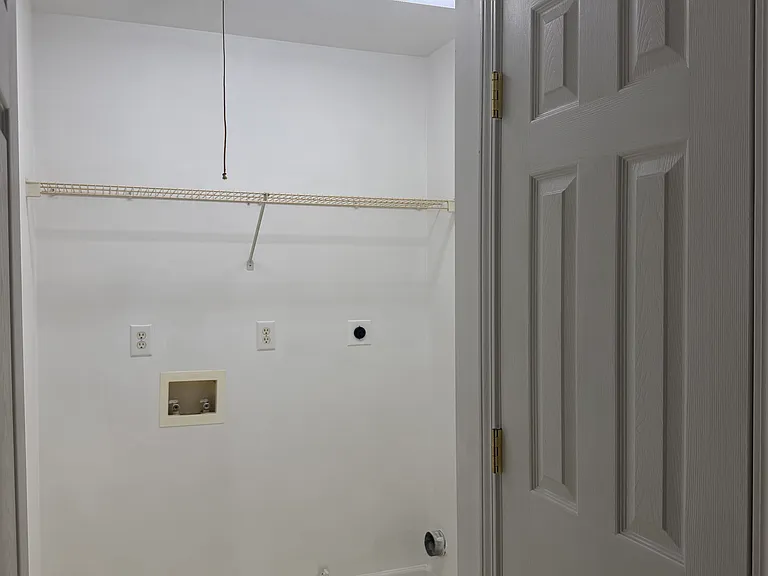 1936 Oakwood Grove Dr — Photo 27