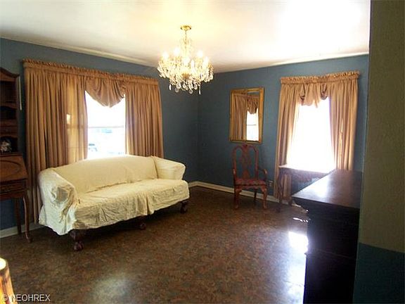 4th image of 1513 Myrtle Ave