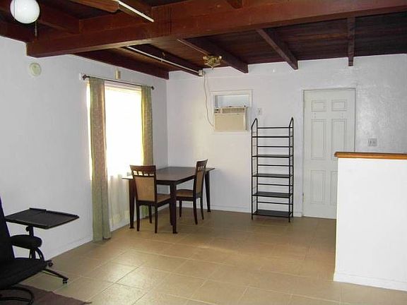 Living room to dining roo