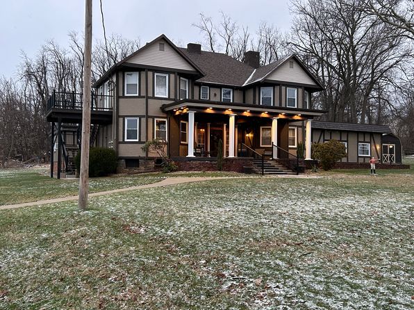 2-125 Coddington Pl #2