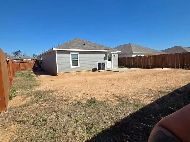 16374 Sweet Grove Dr — Photo 28