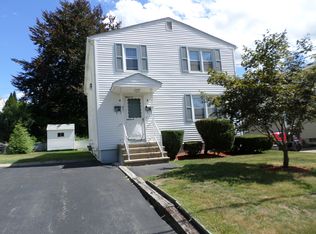 6 Inglewood Rd, East Providence, RI 02914