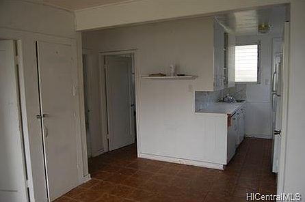 2nd image of 2909 Winam Ave APT 1