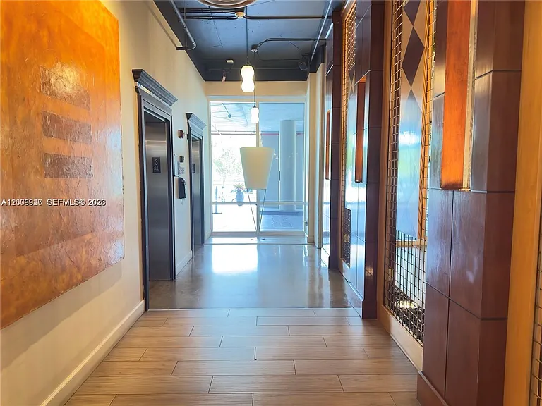 10 SW South River Dr #1607 — Photo 14
