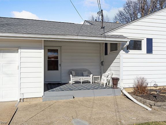 4th image of 2728 W Skyline Dr