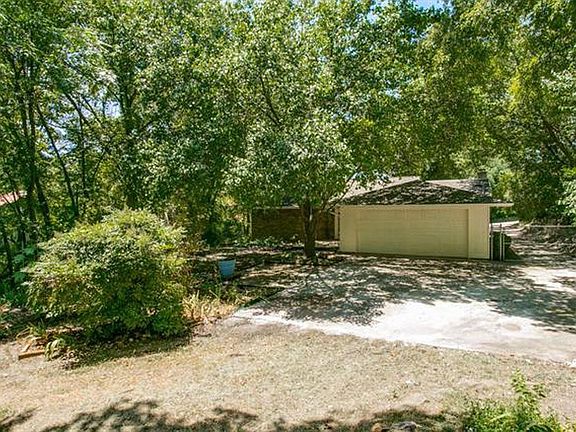 3rd image of 1326 Lodema Ln