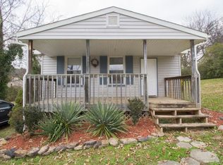 5117 NW Trescott Dr, Knoxville, TN 37921