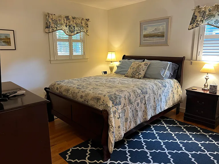 206 Sumter St SE — Photo 10