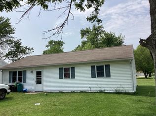 509 W Union St, Vandalia, MO 63382