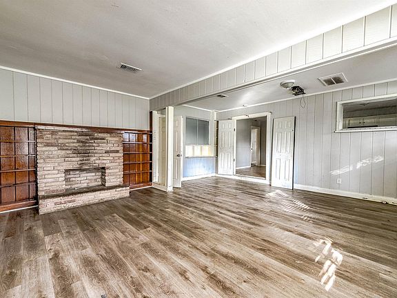 3rd image of 7203 Gore Drive