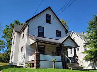 49 Hawthorne St, Struthers, OH 44471