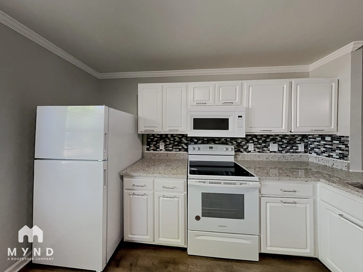 3 bed, 2.0 bath, 1225 sqft, $2,025 — Photo 3