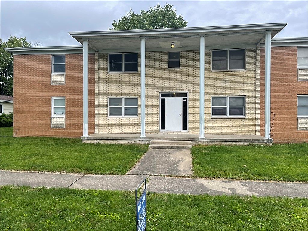 330 Mary St, Illiopolis, IL 62539 Zillow