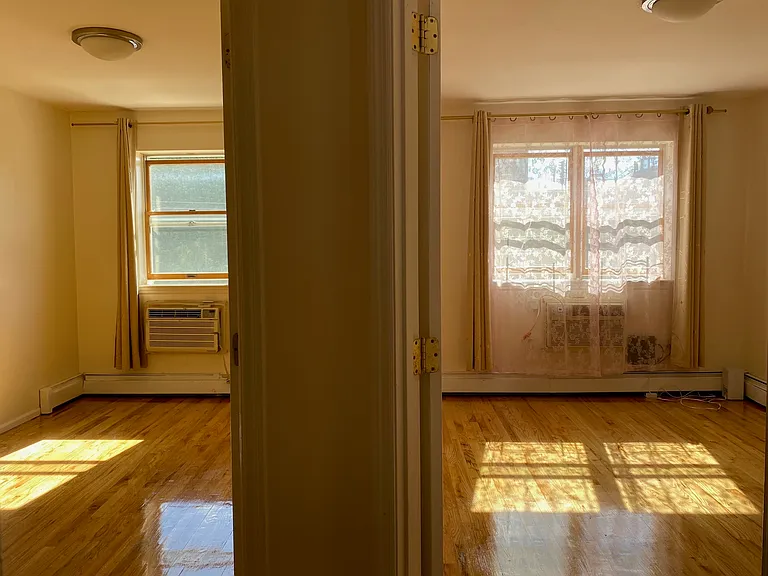 1555 Dahill Rd #2F — Photo 7