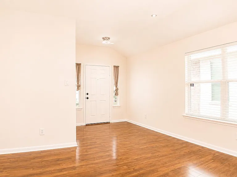 7543 Legacy Pines Dr — Photo 19