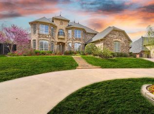 4121 Lake Dr, Yukon, OK 73099