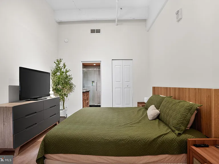 1238 Callowhill St #102 — Photo 10