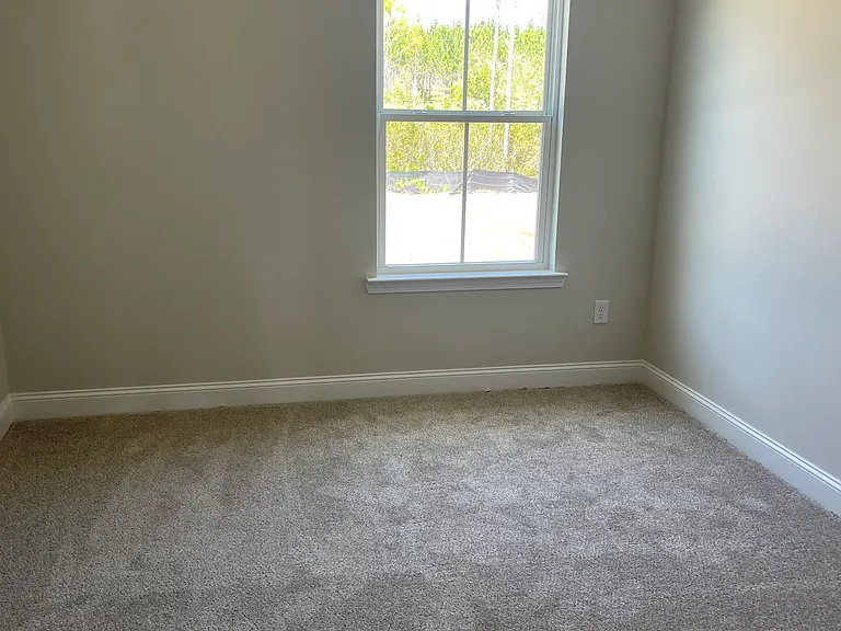 381 McClelland Loop NE — Photo 9
