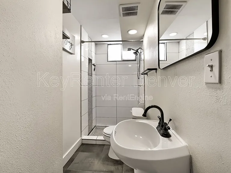 5543 Atchison St — Photo 13