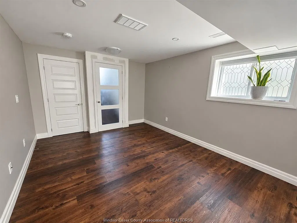 2 bed, $1,700 — Photo 2