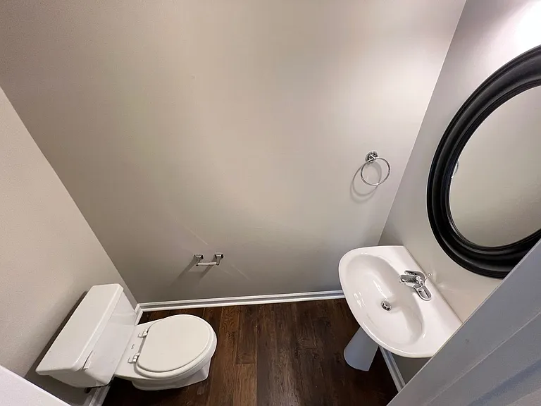 50303 Governors Dr — Photo 15