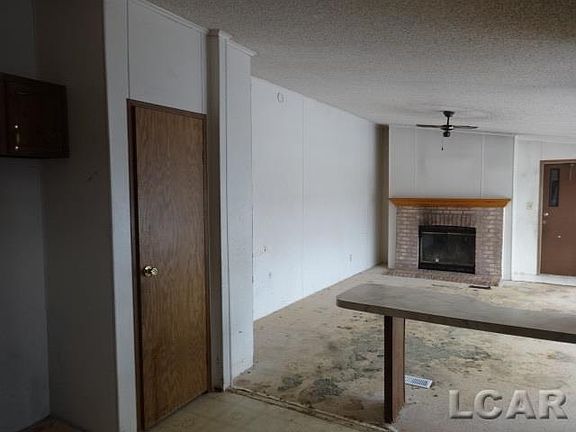 5th image of 2111 Wolf Creek Hwy