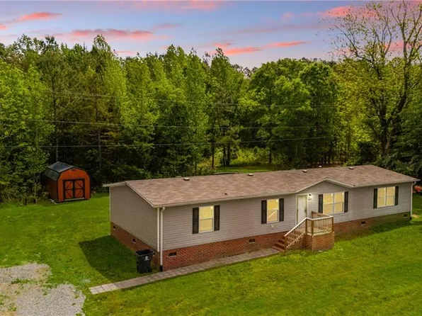 6330 Patterson Rd, Snow Camp, NC 27349