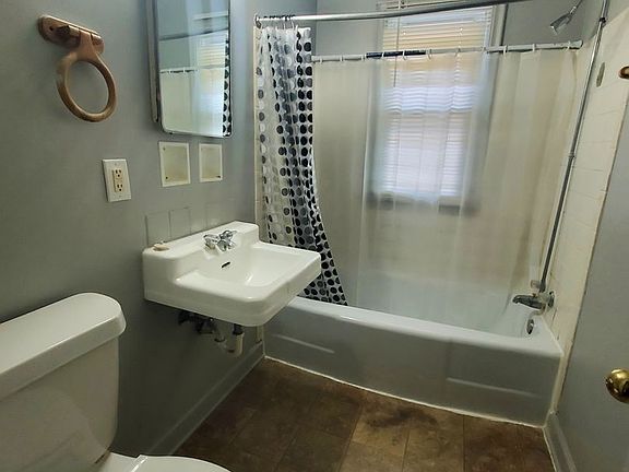 4th image of 4218 N 48th St #42184