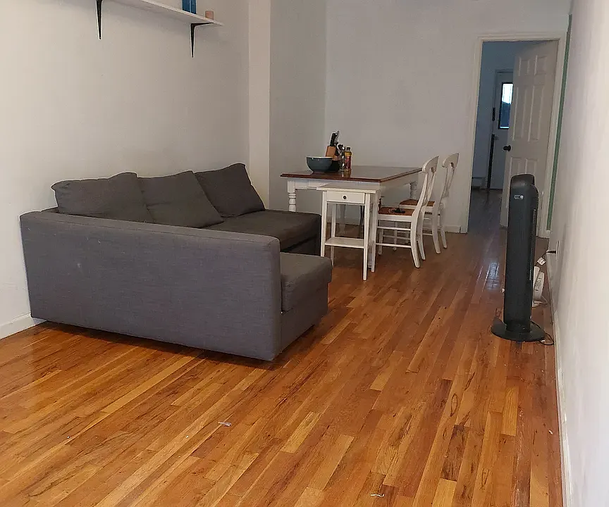 642 Franklin Ave #1