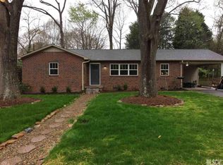 1337 7th St NW, Hickory, NC 28601