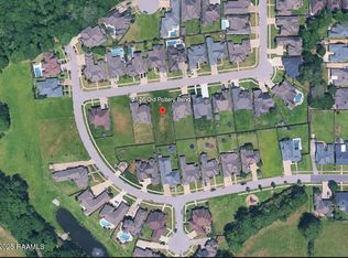 106 Old Pottery Bnd, Lafayette, LA 70508