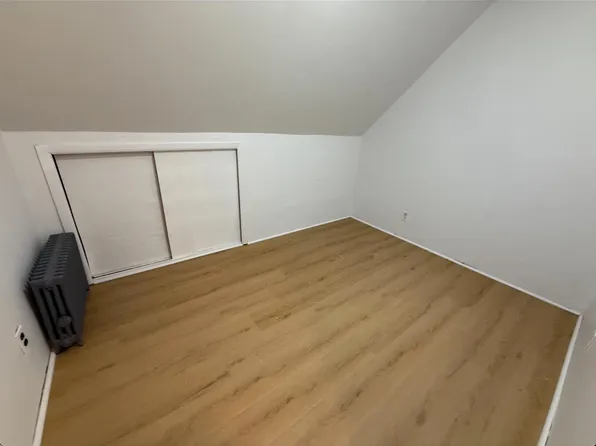 21 49th Street image 2 of 5