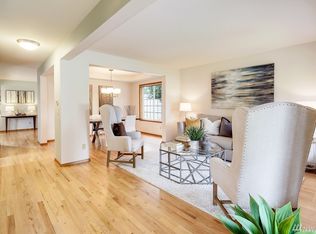 10233 40th Ave SW, Seattle, WA 98146